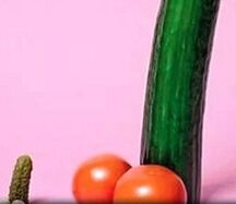 малък и увеличен пенис на примера на зеленчуци